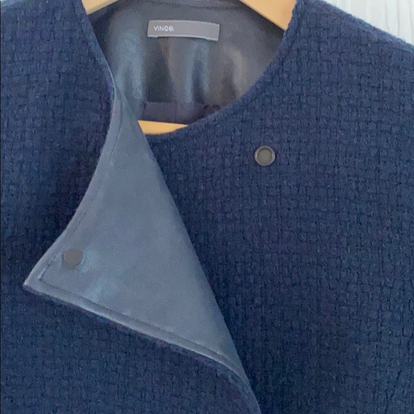 Vince navy boucle and leather blazer - Picture 2 of 5